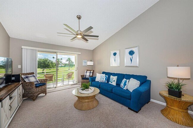 Building Photo - 6077 Bahia Del Mar Blvd S