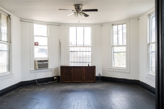 Foto del edificio - 1414 Campbell St