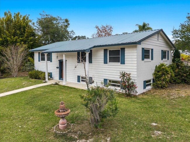 Foto del edificio - 521 Brookside Cir