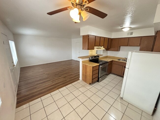 Building Photo - 4796 Nova Ln