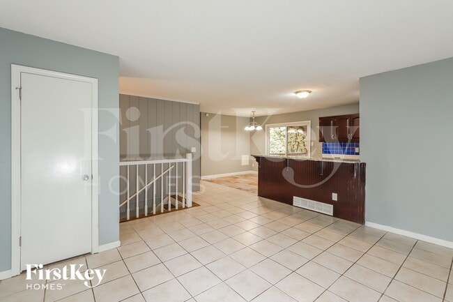 Building Photo - 5013 NW Woody Creek Ln