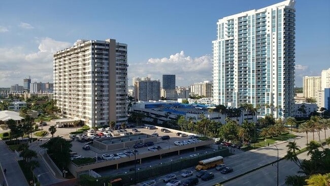 Building Photo - 1980 S Ocean Dr