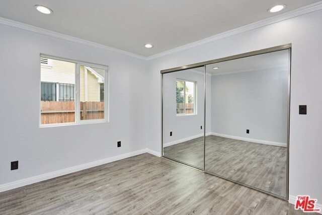 Foto del edificio - 4313 Kenwood Ave