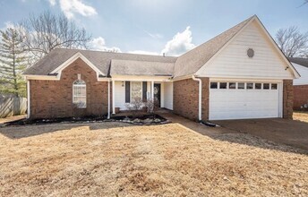 Building Photo - 3316 Kenbridge Dr