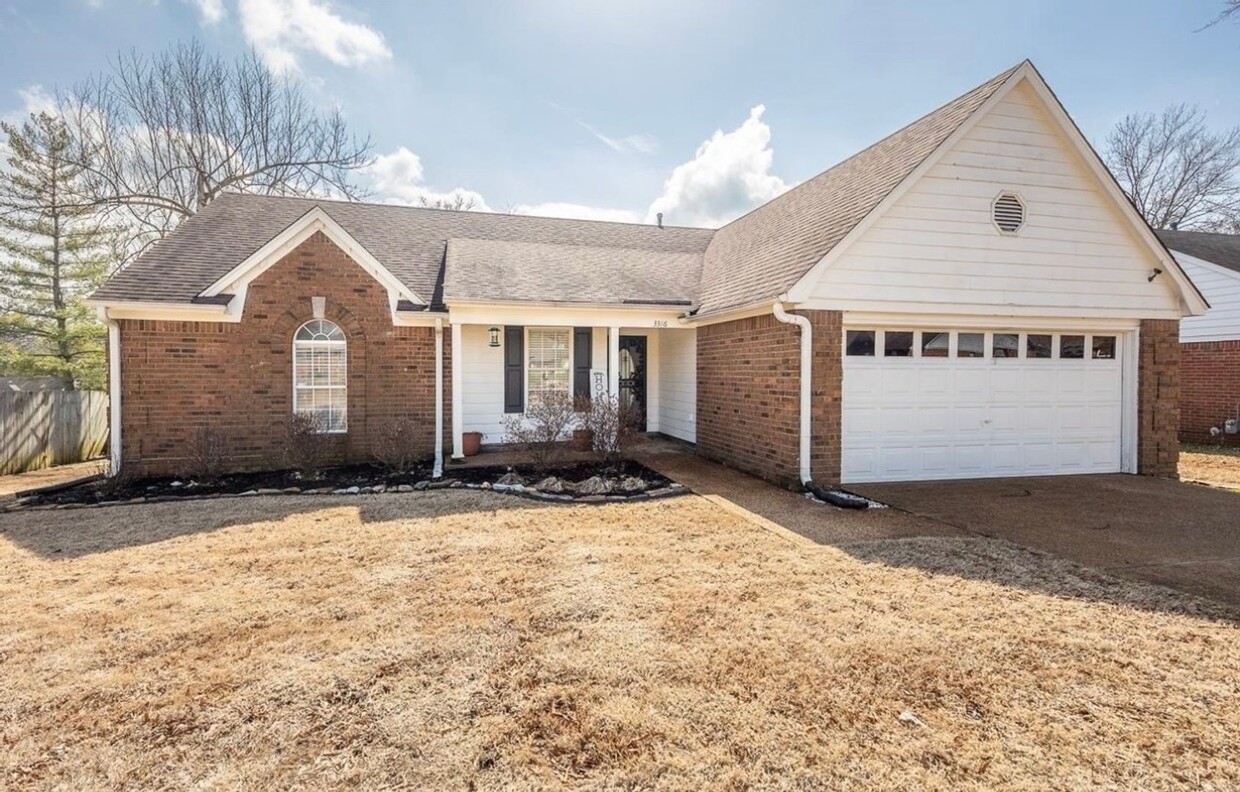 Foto principal - Spacious 3BR House in Bartlett