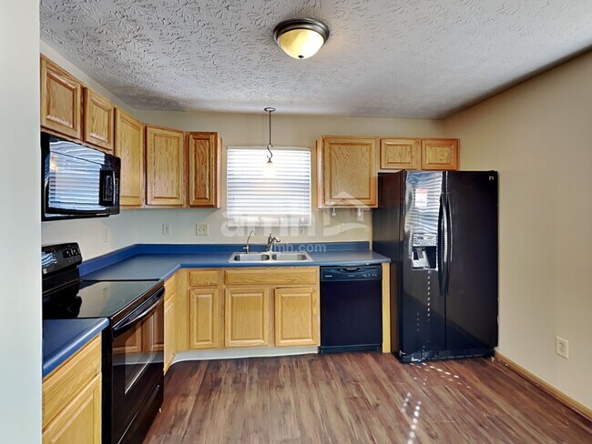 Foto del edificio - 514 Hannifin Dr