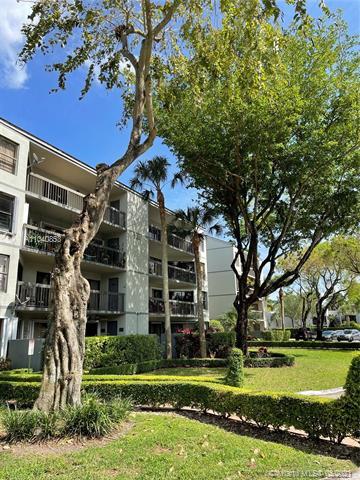 Building Photo - 13250 SW 88th Ter