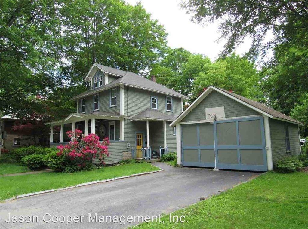 22 Greenhill Pky, Brattleboro, VT 05301 House for Rent in Brattleboro