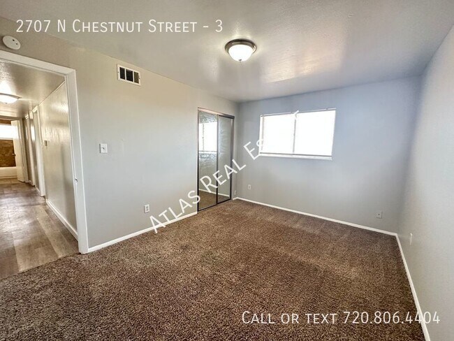 Building Photo - Live Westside! Spacious 3-Bedroom Apartmen...