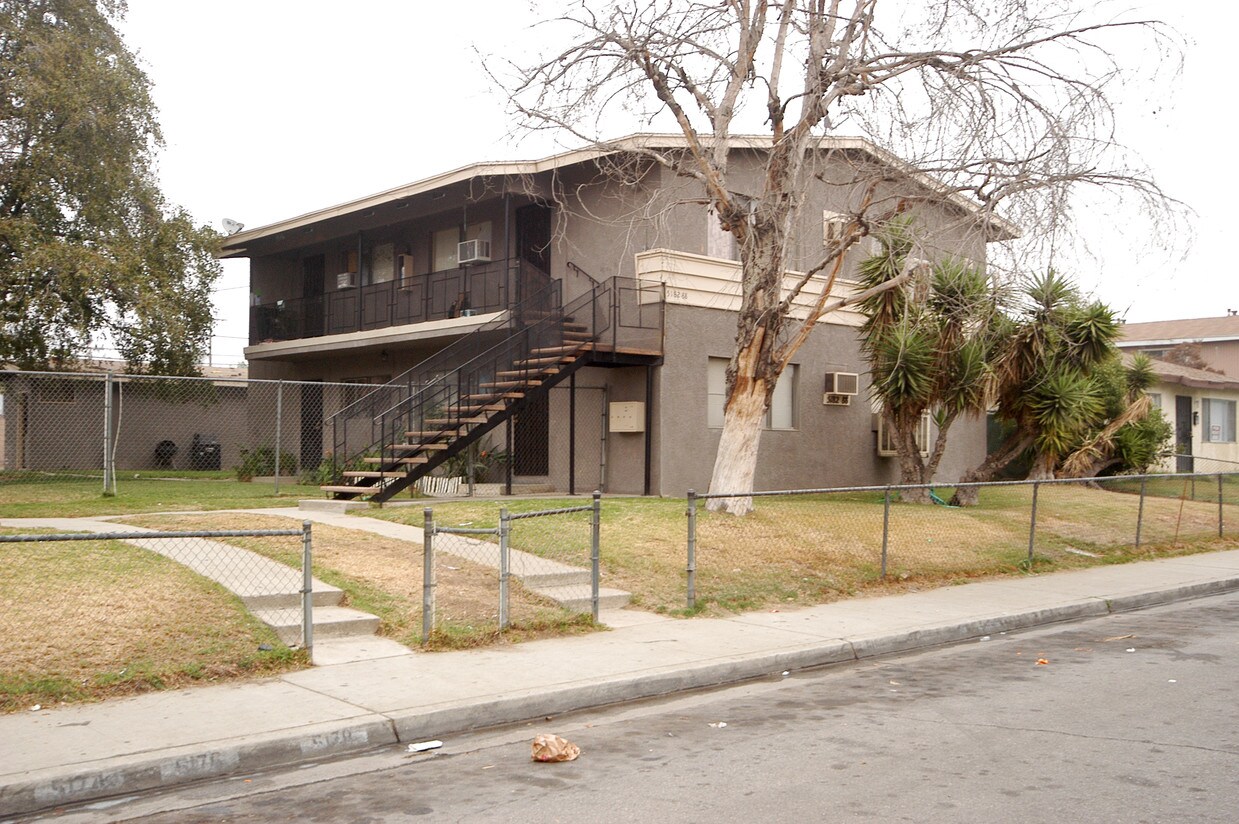 Foto del edificio - 5182-5188 Canoga St