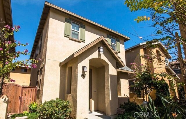 Foto principal - 912 N Alameda Ave