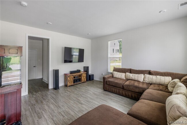 Foto del edificio - 14304 Altavista Blvd