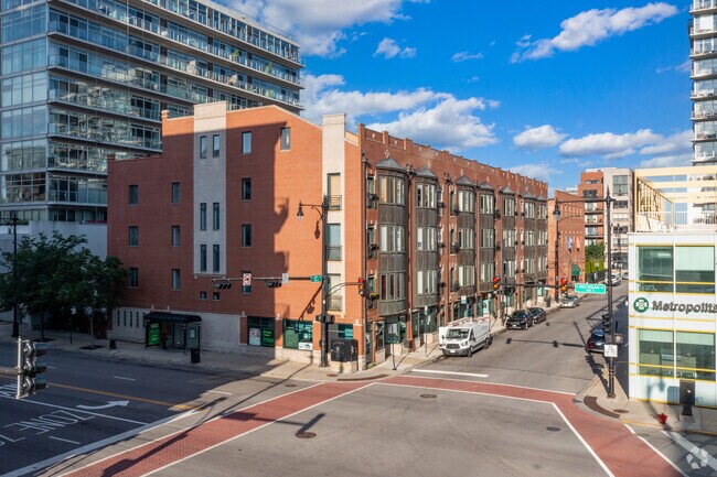 Foto del edificio - 67-79 E 16th St