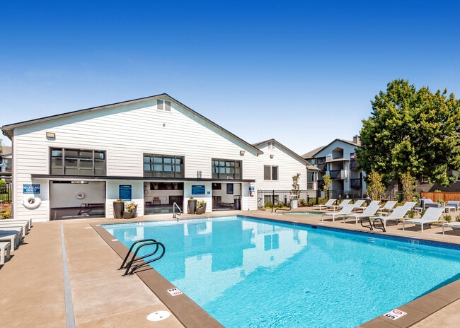 Building Photo - Lumina Apartments