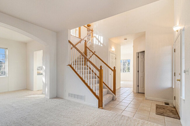 Photo - 113 Overland Ct House