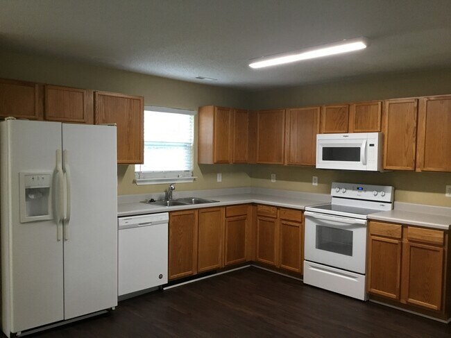 Building Photo - 543 Bedford Knoll Drive