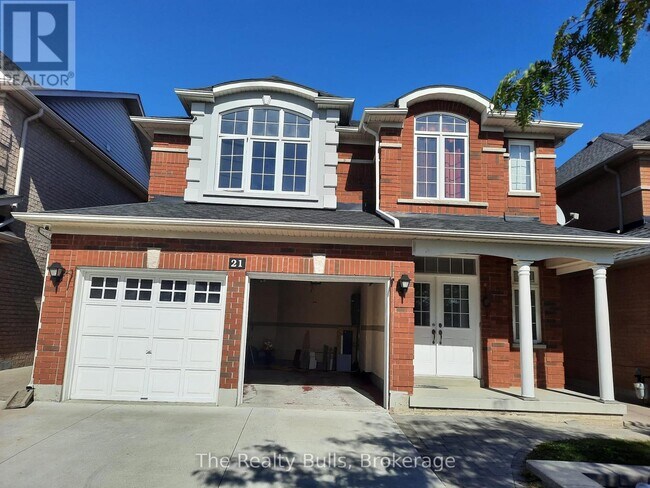 Building Photo - 21 Arctic Fox Crescent