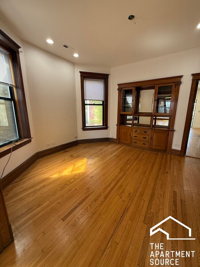 Foto del edificio - 5046 N Clark St