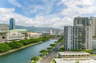 Building Photo - 1551 Ala Wai Blvd