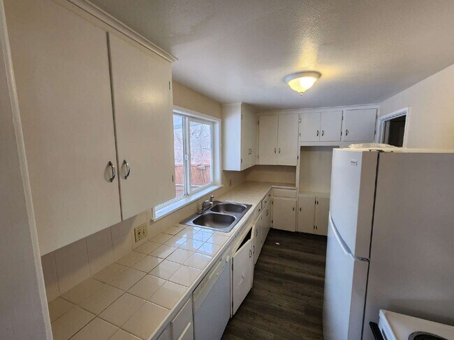 Foto del edificio - Convenient Aurora Location Near Anschutz Medical Campus And Stanley Marketplace