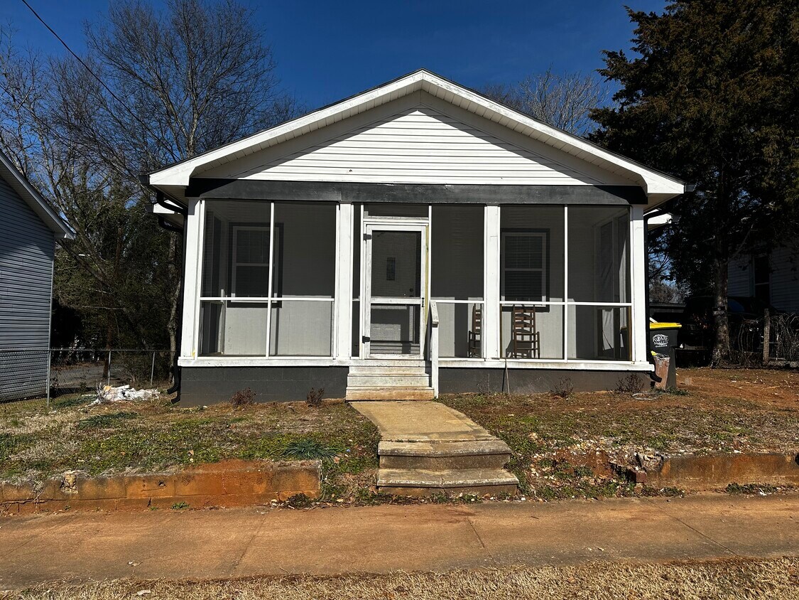 3 E 9th St SW, Rome, GA 30161 House Rental in Rome, GA