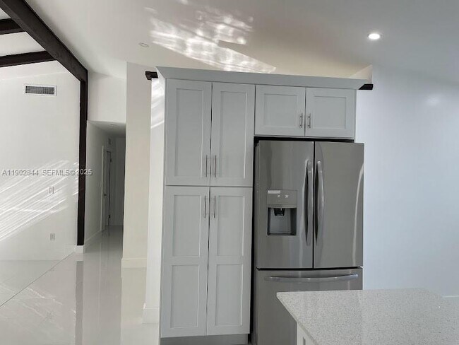 Foto del edificio - 17010 SW 93rd Ave