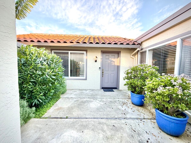 Photo - 1582 Calle Enrique Townhome