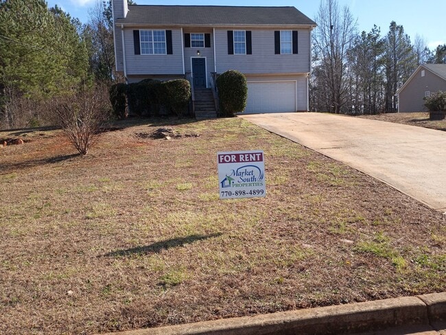 3/2 with Large Bonus Room - Split level h... - 3/2 with Large Bonus Room  - Split level h... House