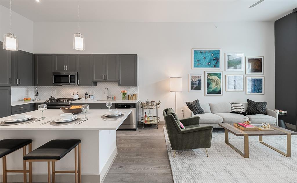 Foto principal - 160 Birdsall St