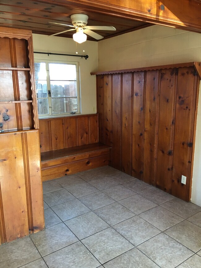 Building Photo - 1 Bedroom House in Marysville! AVAILABLE N...