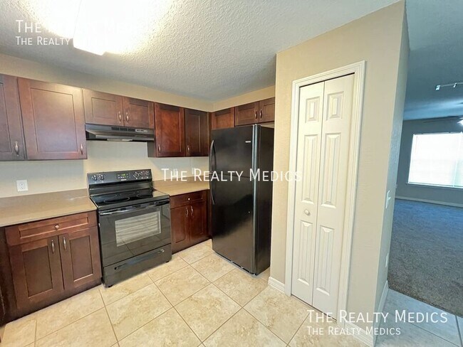 Foto del edificio - 16147 SW 17th Ave