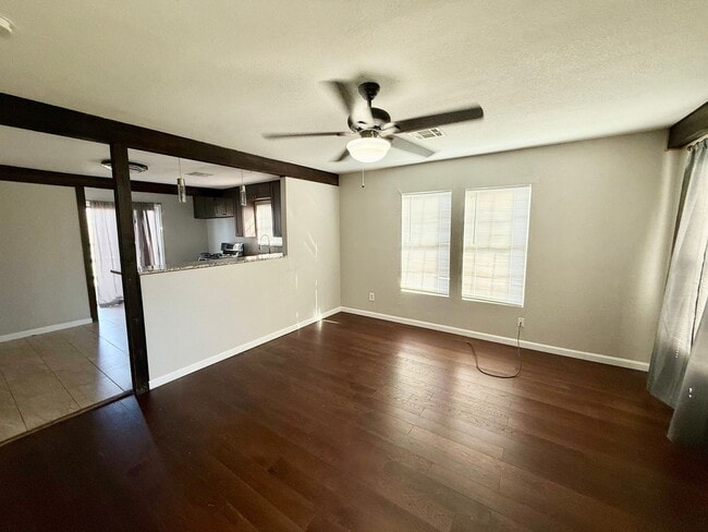 Building Photo - Charming 2-Bed, 1-Bath Home in the Heart of Waco!