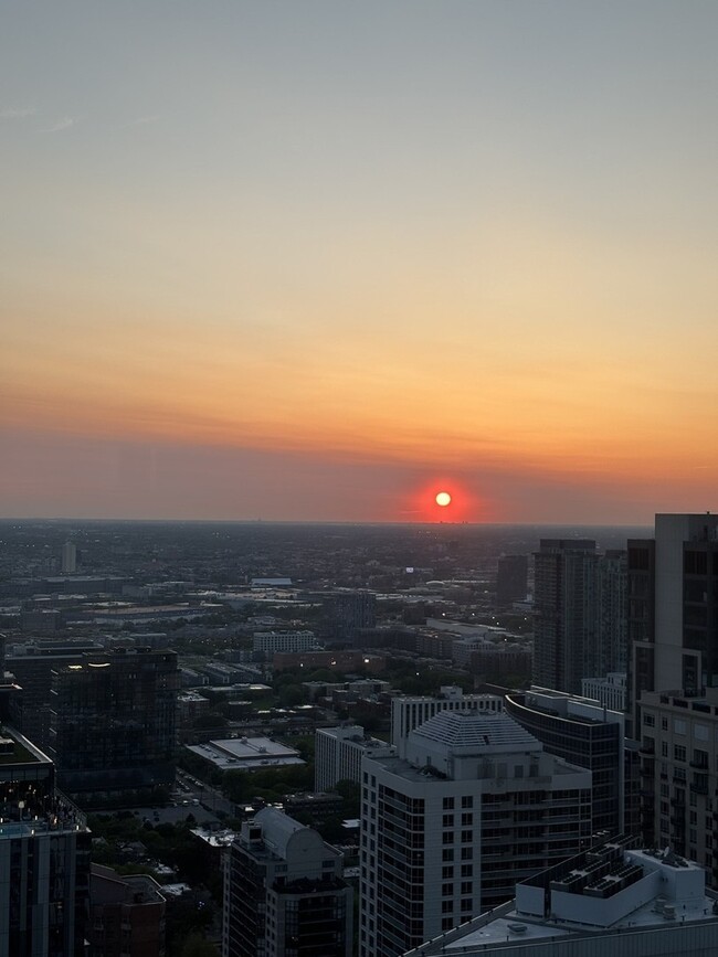 Foto del edificio - 111 E Chestnut St