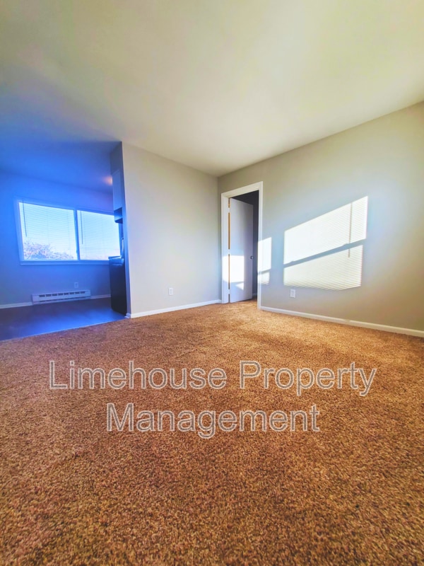 Photo - 2642 E Ocean View Ave Apartment