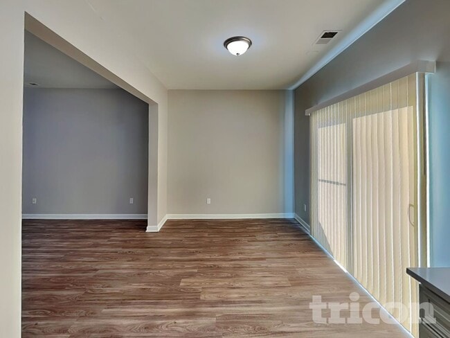 Foto del edificio - 1330 Nadies Ct