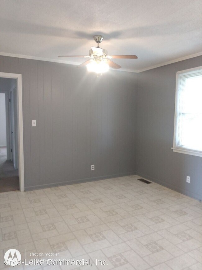 Building Photo - 3 br, 2 bath House - 25 Green Acres