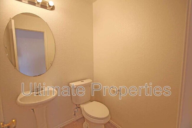 Foto del edificio - 8310 W Watkins St