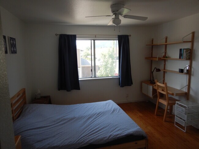 Master Bedroom with Bathroom - 203 main circle