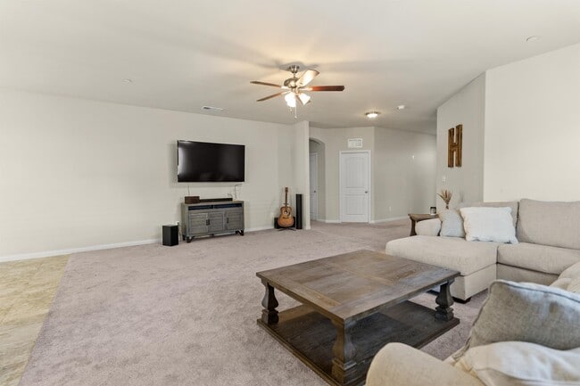 Foto del edificio - 9408 Citrus Creek Dr
