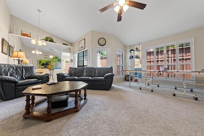Building Photo - 4405 Ballinger Dr