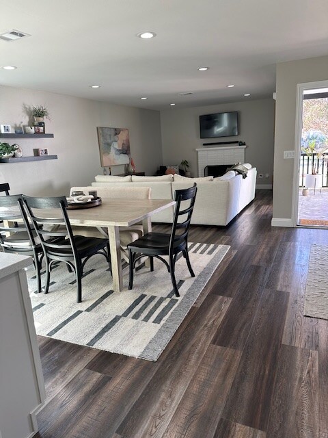 Foto del edificio - 15422 Norwich Cir