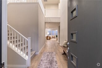 Building Photo - 16 Cresta Villa Ct