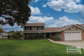 Building Photo - 6939 Glenflora Ave