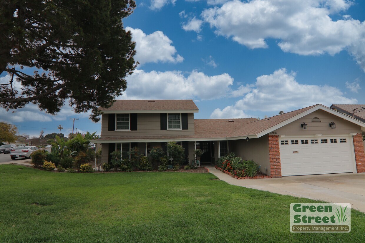 Primary Photo - 6939 Glenflora Ave