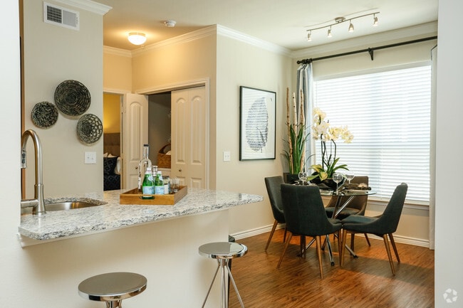 Interior Photo - 7970 Grand