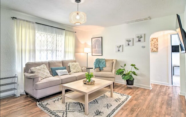 Foto del edificio - 522 Skyview Ave