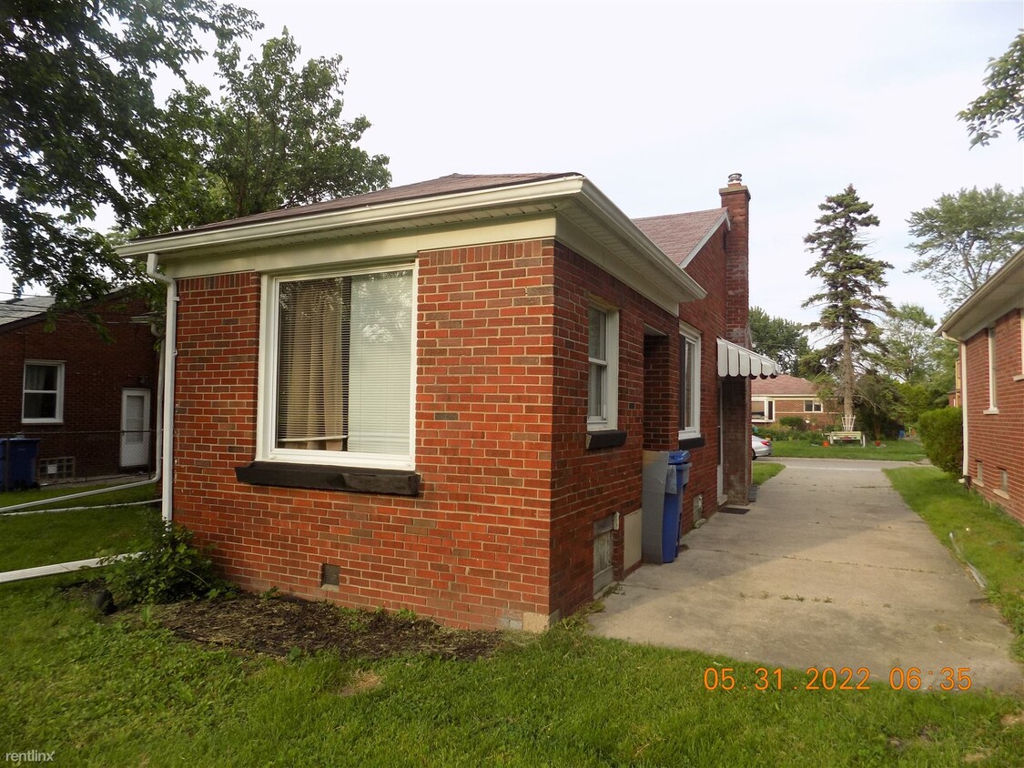 Foto del edificio - 3 br, 1.5 bath House - 20913 Behrendt Ave