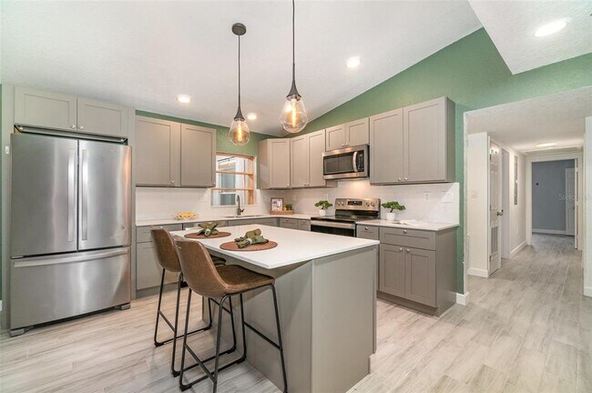 Foto del edificio - 2524 Dellwood Dr