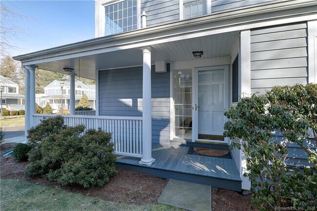 Foto del edificio - 230 Saugatuck Ave