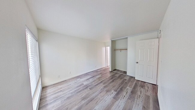 Foto del edificio - 1001 W Stevens Ave